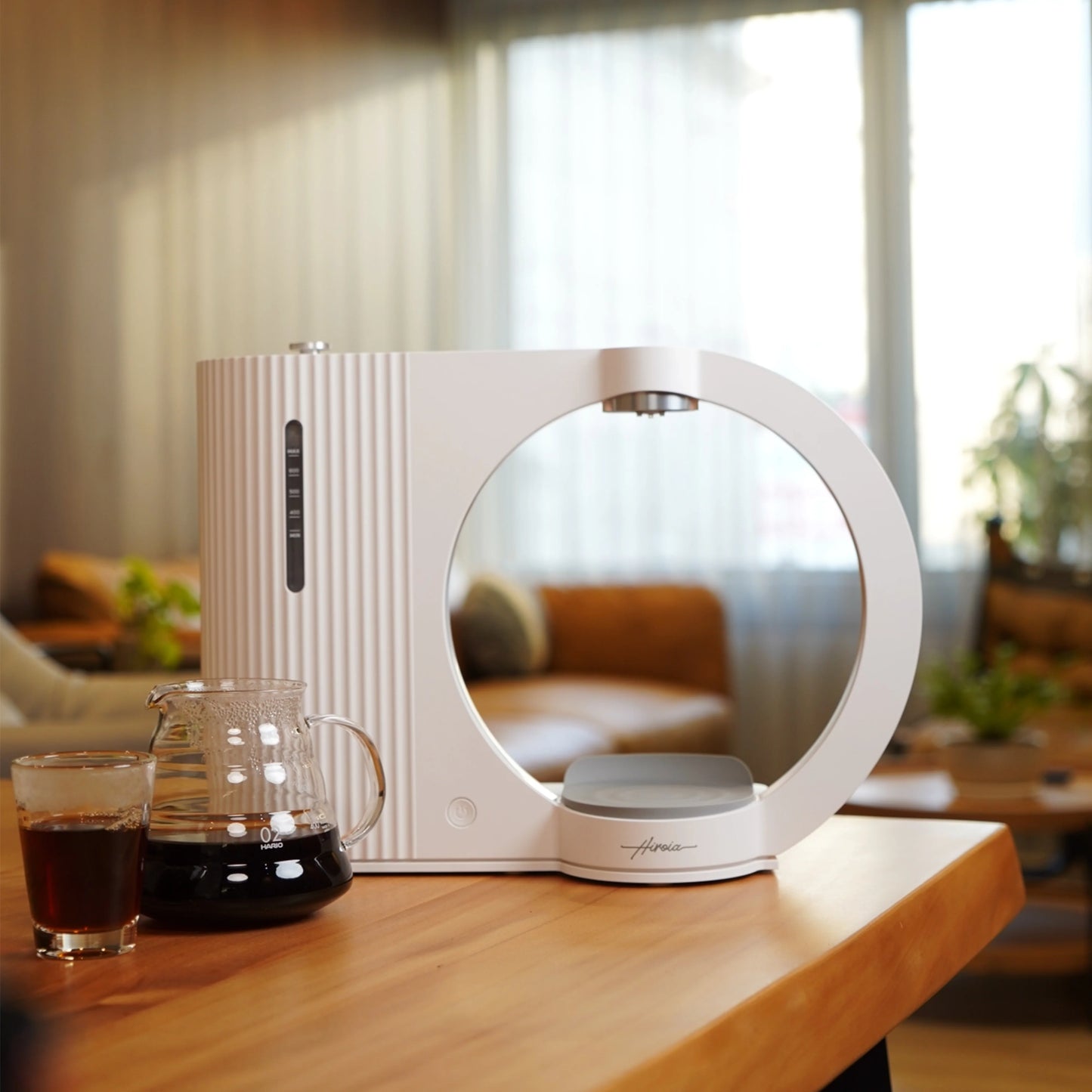 Hiroia Hikaru V60 Smart Brewer